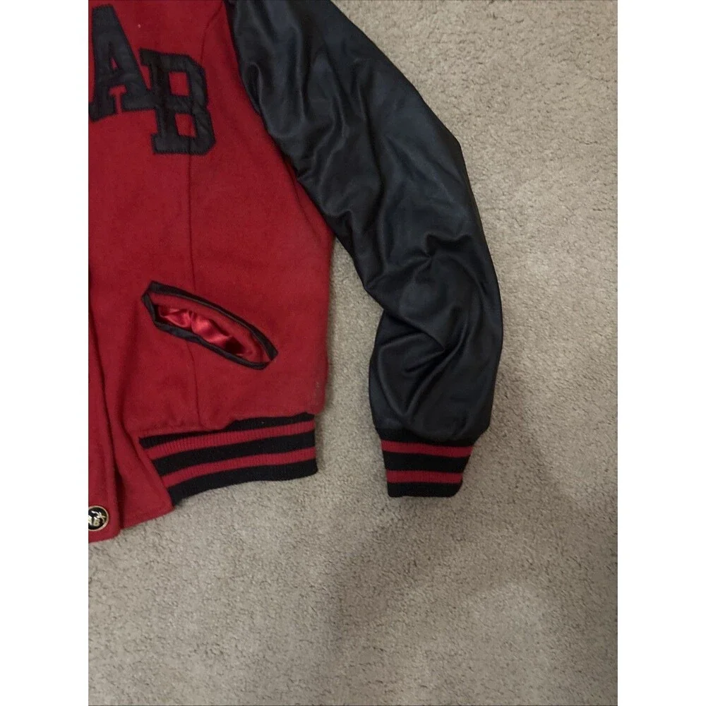 LOFT akcess varsity